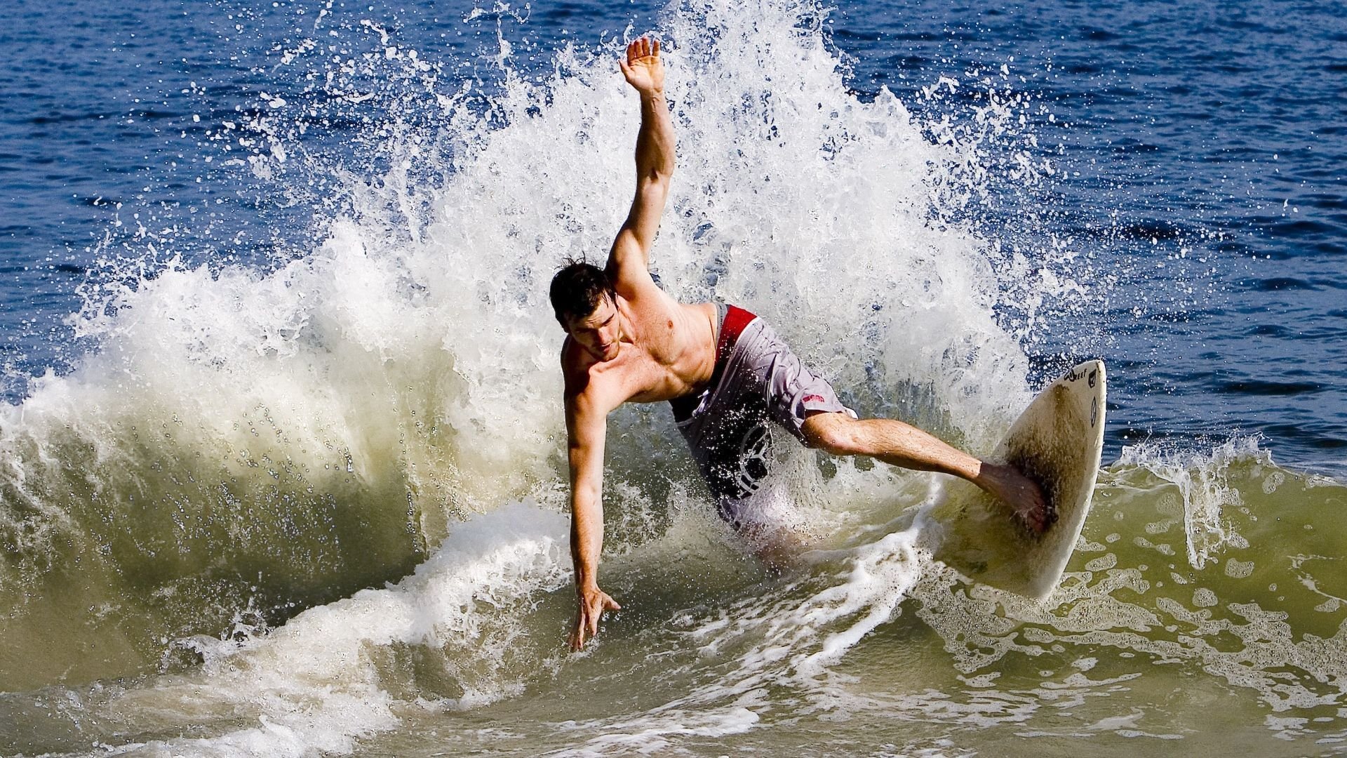 全国少年田径冠军赛新纪录不断，全国少年田径成绩公告